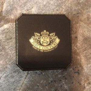 Brand new juicy couture necklace in case!